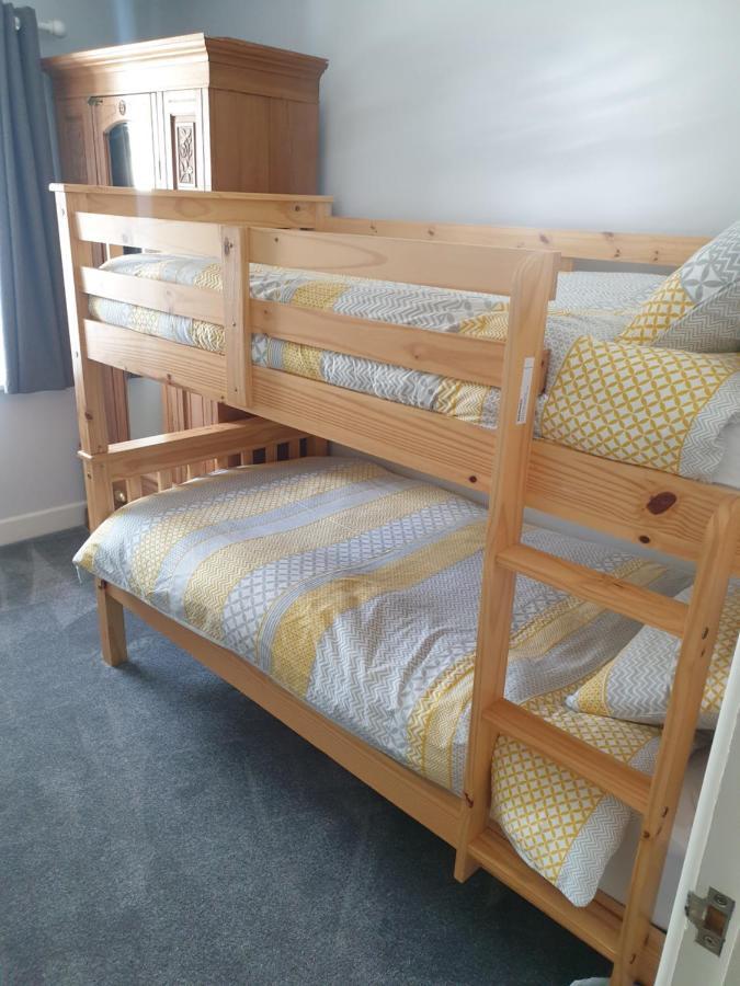 Вилла Honeybee House Конви Экстерьер фото